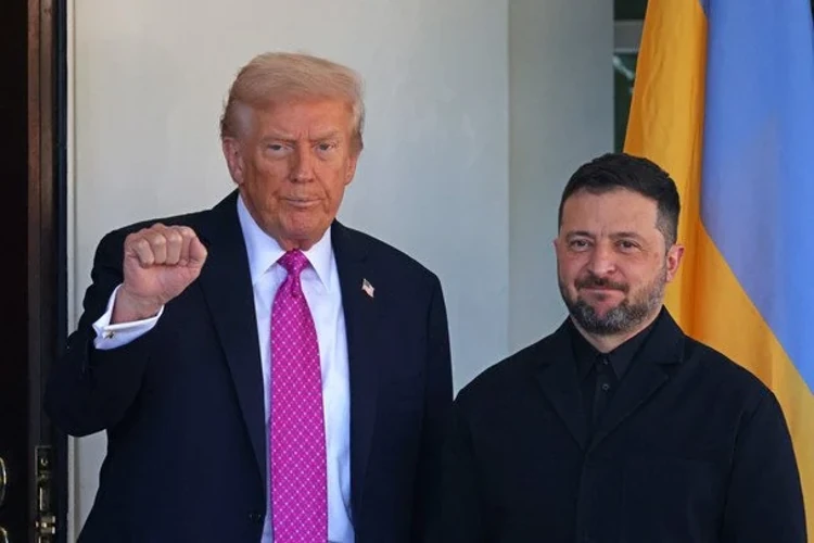 Президент США Дональд Трамп проводить у Білому домі переговори з президентом України Володимиром Зеленським та
